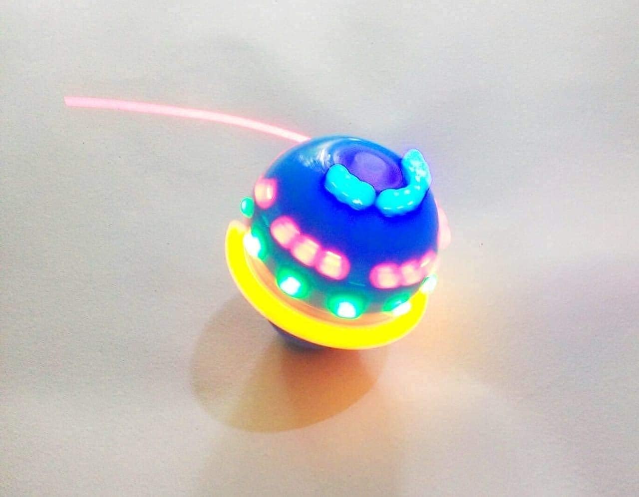 Flashing Plastic Magic Lattoo Top Toy // Toy with LED Lights Music Attractive Toy // Non-Toxic and Safe Spinning Top // Spinning Top Toy for Baby and Toddlers (Pack of 1) (Minion) (4) (1)